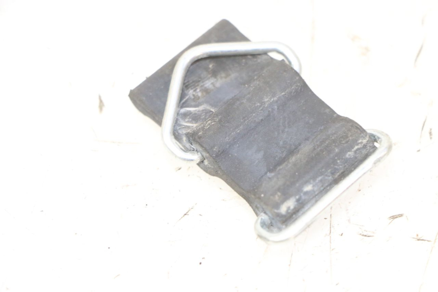 photo de UCHWYT ZBIORNIKA YAMAHA PW 50 (1984 - 2025) - Szczegół części