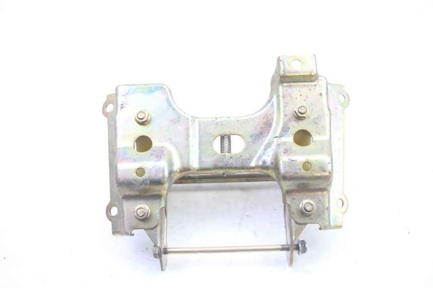 photo de UCHWYT ZBIORNIKA HONDA ST PAN EUROPEAN 1300 (2002 - 2013) - Inny kąt widzenia