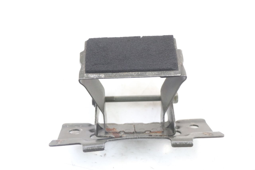 photo de UCHWYT ZBIORNIKA SUZUKI SV S 650 (1999 - 2002) - Widok główny