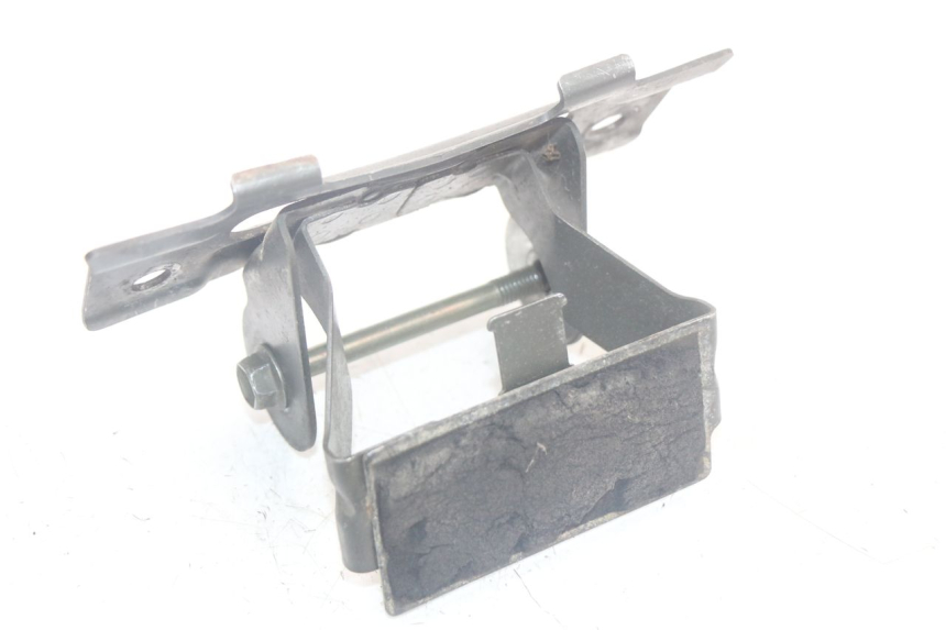 photo de UCHWYT ZBIORNIKA SUZUKI SV N 650 (1999 - 2002) - Widok główny