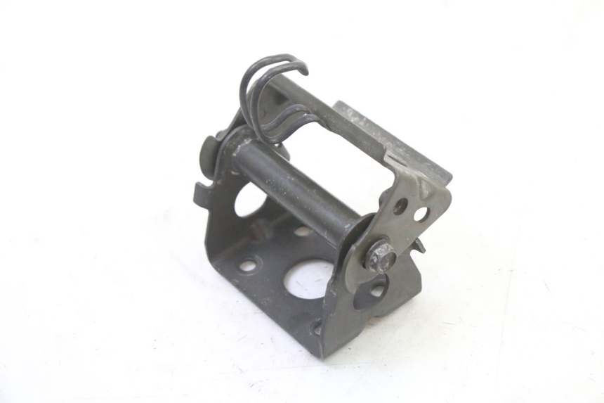 photo de UCHWYT ZBIORNIKA SUZUKI SV S 650 (2003 - 2009) - Szczegół części