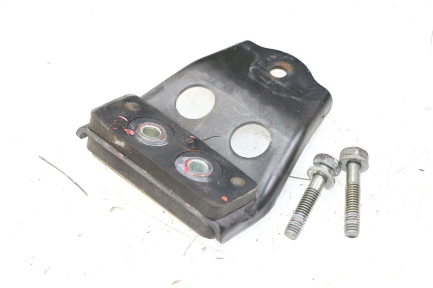 photo de UCHWYT ZBIORNIKA YAMAHA FZS FAZER 600 (2001 - 2003) - Szczegół części