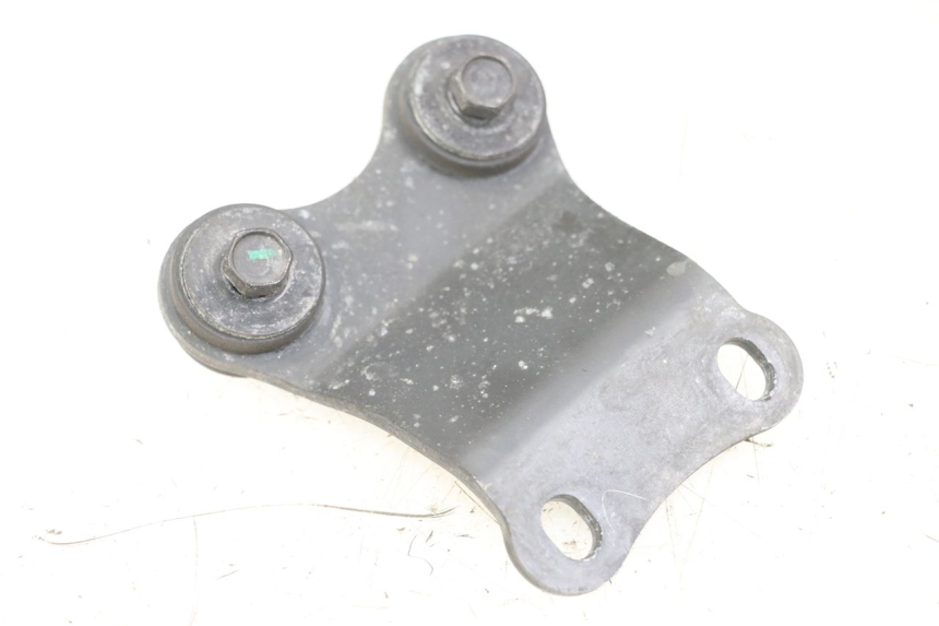 photo de UCHWYT ZBIORNIKA YAMAHA XJ6 ABS 600 (2008 - 2016) - Szczegół części