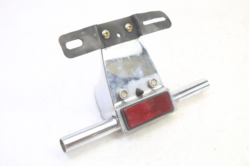 photo de UCHWYT TABLICY REJESTRACYJNEJ HYOSUNG GV AQUILA 125 (2000 - 2009) - Szczegół części