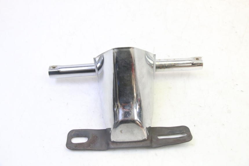 photo de UCHWYT TABLICY REJESTRACYJNEJ HYOSUNG GV AQUILA 125 (2000 - 2009) - Zbliżenie techniczne