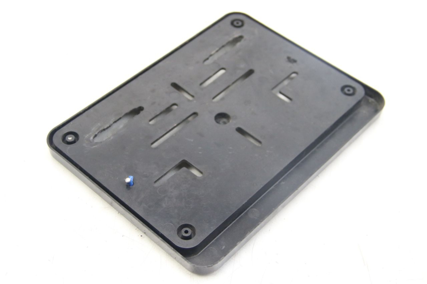 photo de UCHWYT TABLICY REJESTRACYJNEJ YAMAHA BW'S BWS 125 (2010 - 2013) - Stan powierzchni