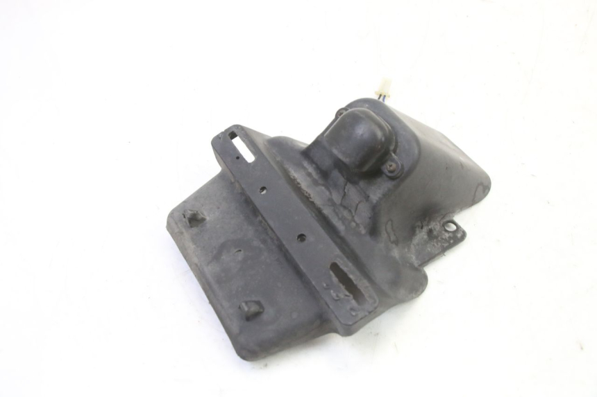 photo de UCHWYT TABLICY REJESTRACYJNEJ YAMAHA BW'S 100 (1999 - 2002) - Szczegół części