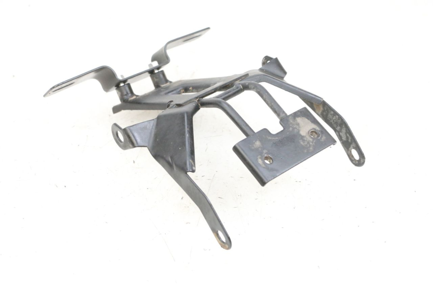 photo de UCHWYT TABLICY REJESTRACYJNEJ KSR CODE 125 (2018 - 2020) - Zbliżenie techniczne