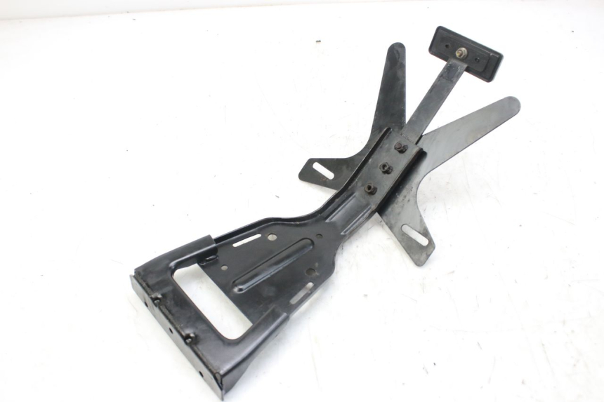 photo de UCHWYT TABLICY REJESTRACYJNEJ WAYSCRAL E-SPEED 1 (2022 - 2024) - Inny kąt widzenia