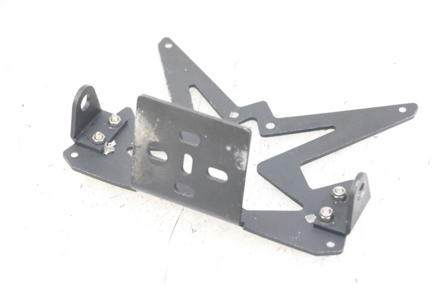 photo de UCHWYT TABLICY REJESTRACYJNEJ KAWASAKI ER-6 ER6 N 650 (2012 - 2016) - Szczegół części