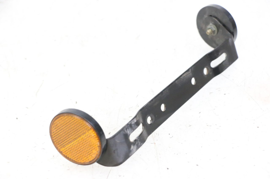 photo de UCHWYT TABLICY REJESTRACYJNEJ JM MOTORS EVOLIS 4T 50 (2018 - 2022) - Inny kąt widzenia