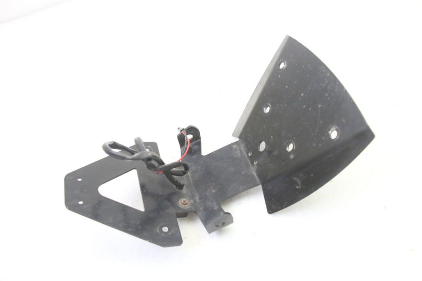 photo de UCHWYT TABLICY REJESTRACYJNEJ SUZUKI GSR 750 (2011 - 2017) - Widok ogólny