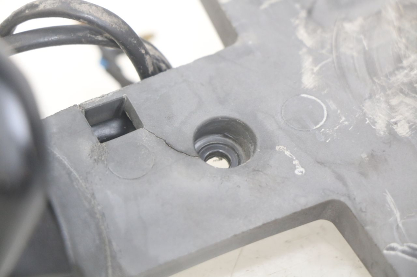 photo de UCHWYT TABLICY REJESTRACYJNEJ APRILIA SCARABEO LIGHT 125 (2007 - 2011) - Widok ogólny