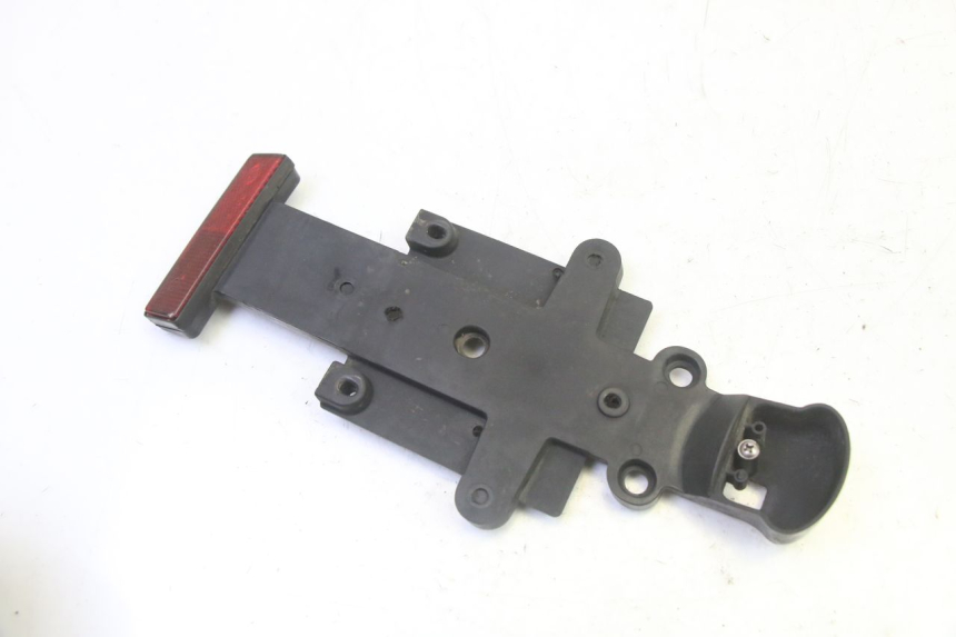 photo de UCHWYT TABLICY REJESTRACYJNEJ APRILIA SR R 2T LC 50 (2018 - 2021) - Szczegół części