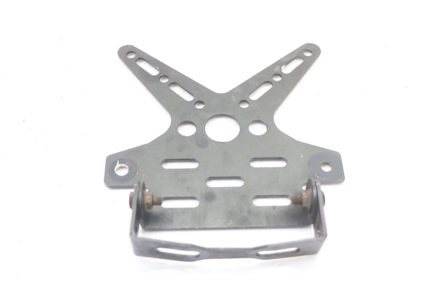 photo de UCHWYT TABLICY REJESTRACYJNEJ SUZUKI SV S 650 (1999 - 2002) - Widok ogólny