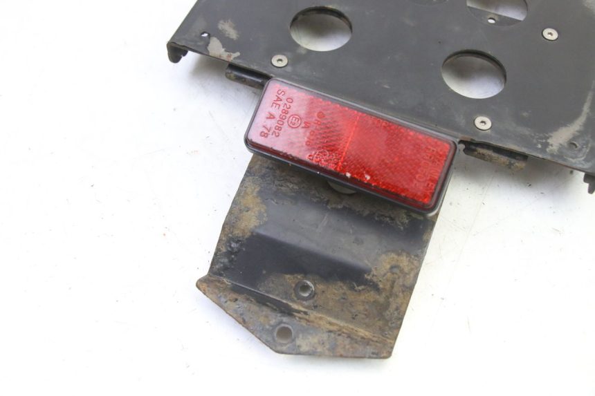 photo de UCHWYT TABLICY REJESTRACYJNEJ YAMAHA TDM ABS 900 (2002 - 2014) - Zoom stanu zużycia