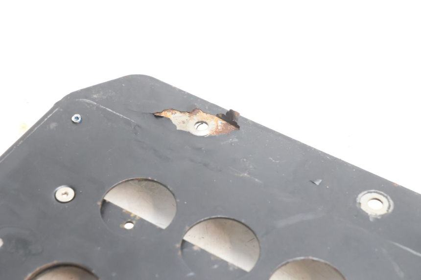 photo de UCHWYT TABLICY REJESTRACYJNEJ YAMAHA TDM ABS 900 (2002 - 2014) - Zbliżenie techniczne