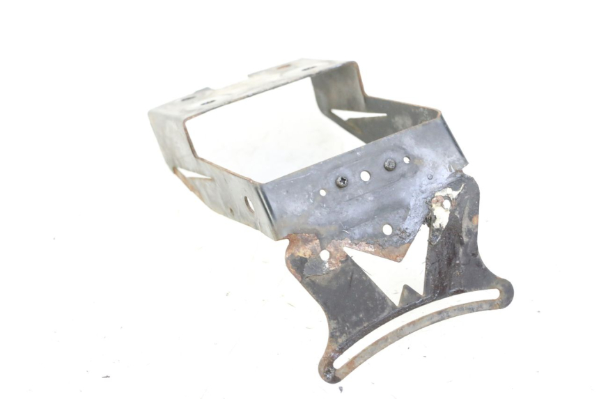 photo de UCHWYT TABLICY REJESTRACYJNEJ YAMAHA XJ6 600 (2008 - 2016) - Zoom stanu zużycia