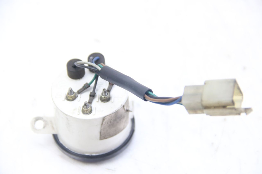 photo de ZESTAW WSKAŹNIKÓW MBK FLIPPER 50 (2004 - 2012) - Zoom stanu zużycia