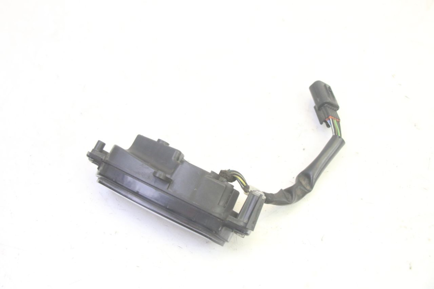 photo de ZESTAW WSKAŹNIKÓW PIAGGIO MP3 HPE 350 (2018 - 2020) - Inny kąt widzenia