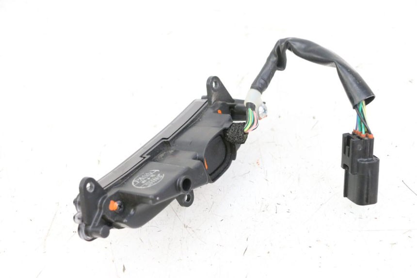 photo de ZESTAW WSKAŹNIKÓW PIAGGIO MP3 500 (2014 - 2017) - Widok ogólny