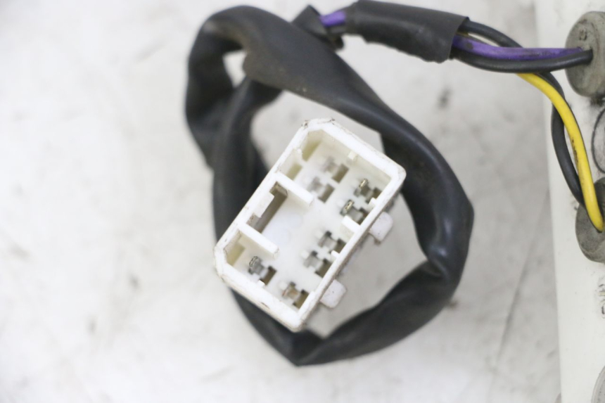 photo de ZESTAW WSKAŹNIKÓW GILERA NEXUS 125 (2009 - 2013) - Inny kąt widzenia