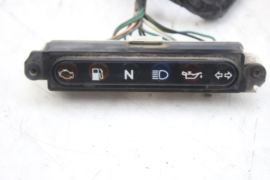 photo de ZESTAW WSKAŹNIKÓW TRIUMPH SPRINT ST 955 (1999 - 2001) - Stan powierzchni