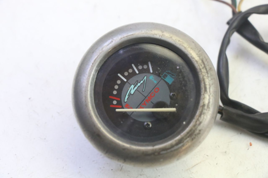 photo de ZESTAW WSKAŹNIKÓW KYMCO ZING 125 (1997 - 2003) - Zoom stanu zużycia