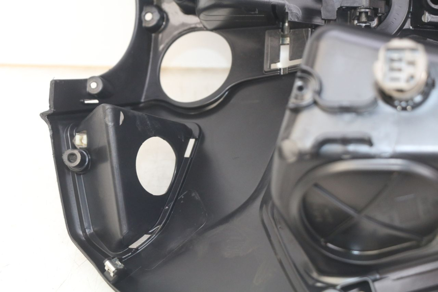 photo de PODSZYBIE WEWNĘTRZNE PIAGGIO BEVERLY 125 (2010 - 2015) - Inny kąt widzenia