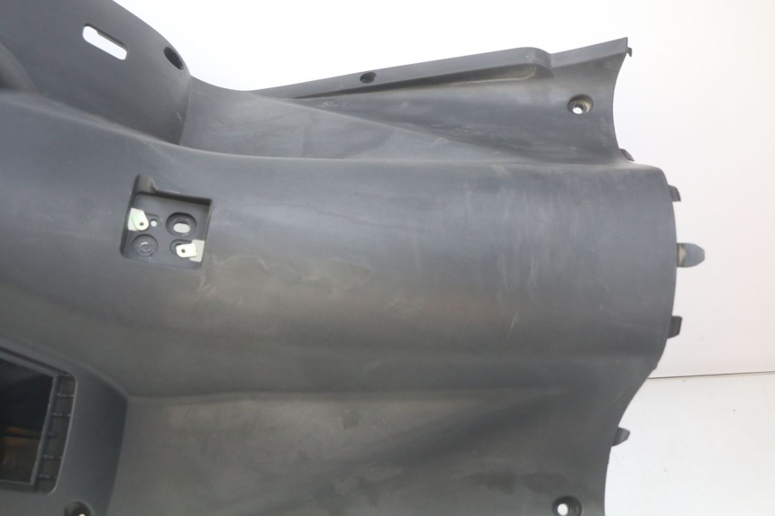 photo de PODSZYBIE WEWNĘTRZNE PEUGEOT CITYSTAR 125 (2011 - 2017) - Stan powierzchni