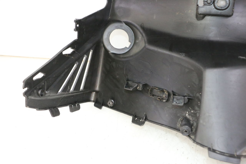 photo de PODSZYBIE WEWNĘTRZNE PEUGEOT CITYSTAR 50 (2013 - 2017) - Punkty mocowania