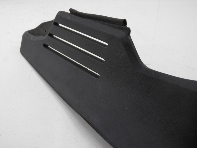 photo de PANEL WEWNĘTRZNY PRAWY BMW K 75 RT ABS 750 (1989 - 1997) - Szczegół części