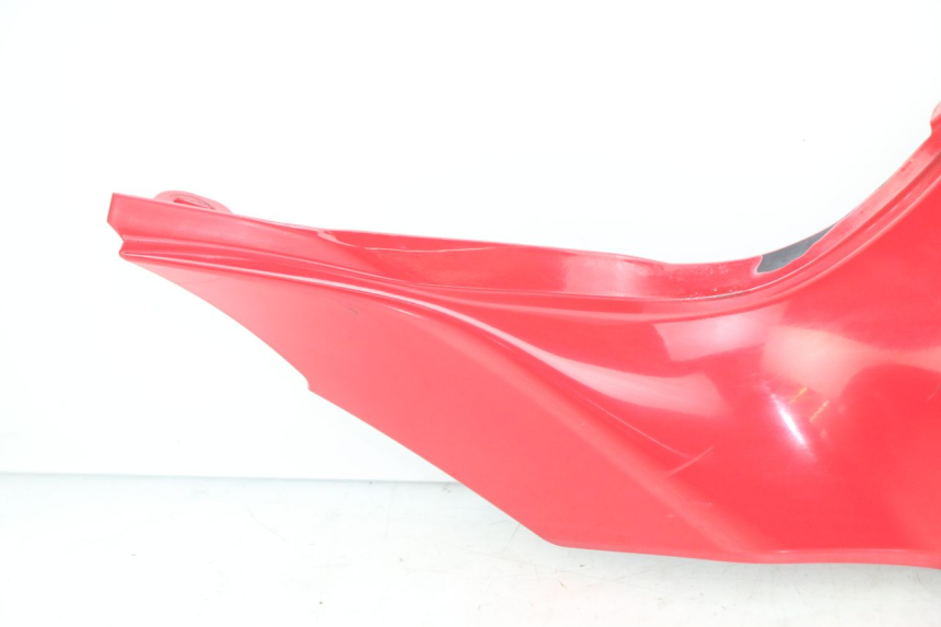 photo de PANEL WEWNĘTRZNY PRAWY YAMAHA MT-07 MT07 ABS 700 (2014 - 2017) - Zbliżenie komponentów