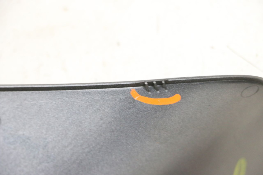 photo de PANEL WEWNĘTRZNY PRAWY YAMAHA TRICITY 300 (2020 - 2024) - Inny kąt widzenia