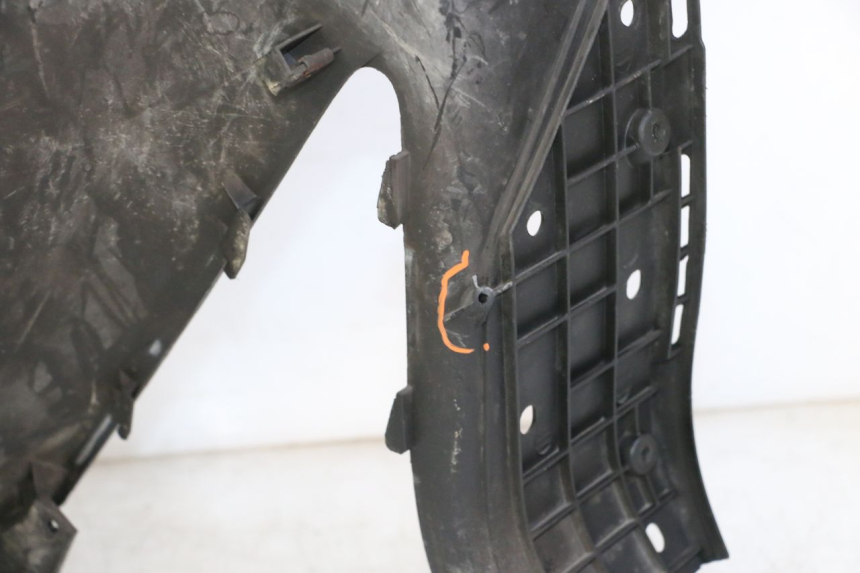 photo de PODSZYBIE WEWNĘTRZNE HONDA FES S-WING SWING ABS 125 (2007 - 2015) - Widok z bliska