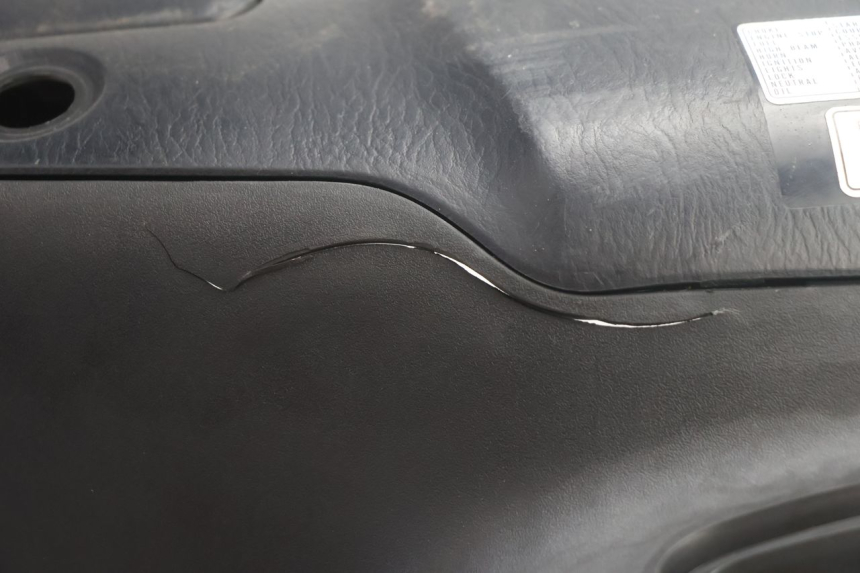 photo de FARTUCH WEWNĘTRZNY HONDA FJS SILVER WING SILVERWING 400 (2005 - 2008) - Zoom stanu zużycia