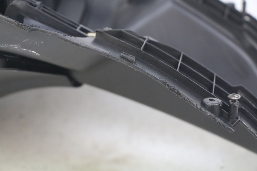 photo de PODSZYBIE WEWNĘTRZNE JM MOTORS GT LINE 4T 50 (2021 - 2023) - Stan powierzchni