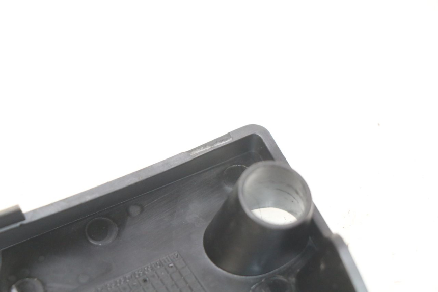 photo de  PIAGGIO VESPA PRIMAVERA 2T 50 (2013 - 2018) - Inny kąt widzenia