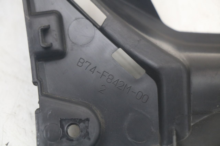 photo de  YAMAHA XMAX X-MAX ABS 125 (2017 - 2020) - Punkty mocowania