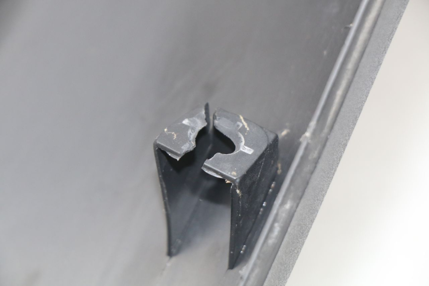 photo de PODSZYBIE WEWNĘTRZNE DAELIM S4 50 (2010 - 2015) - Punkty mocowania