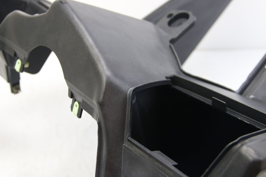 photo de PODSZYBIE WEWNĘTRZNE PEUGEOT SATELIS 125 (2006 - 2009) - Zbliżenie komponentów