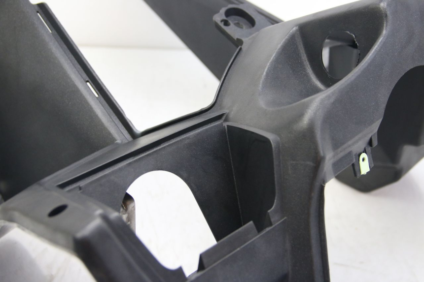 photo de PODSZYBIE WEWNĘTRZNE PEUGEOT SATELIS 125 (2006 - 2009) - Zoom jakości