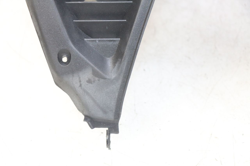 photo de PODSZYBIE WEWNĘTRZNE PEUGEOT SATELIS 125 (2010 - 2012) - Widok z bliska