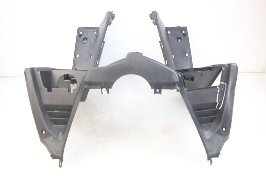 photo de PODSZYBIE WEWNĘTRZNE PEUGEOT SATELIS 125 (2010 - 2012) - Kontrola wizualna