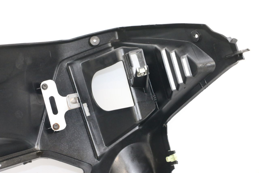 photo de PODSZYBIE WEWNĘTRZNE PEUGEOT SATELIS 125 (2010 - 2012) - Zbliżenie komponentów