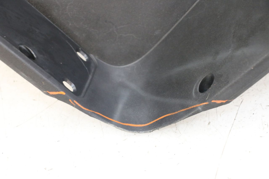 photo de PODSZYBIE WEWNĘTRZNE PEUGEOT SATELIS 125 (2006 - 2009) - Zbliżenie komponentów