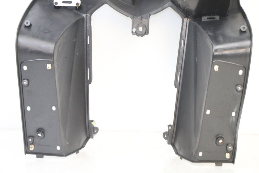 photo de PODSZYBIE WEWNĘTRZNE PEUGEOT SATELIS 125 (2013 - 2018) - Oznaczenia i referencje