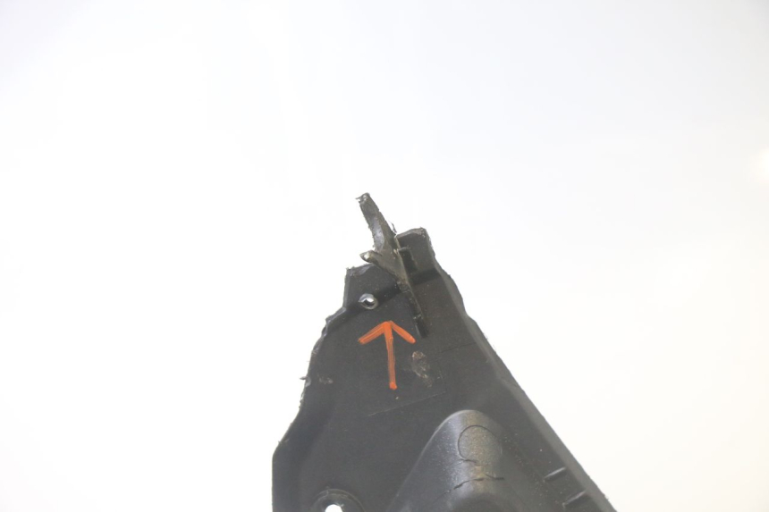 photo de PODSZYBIE WEWNĘTRZNE PEUGEOT SATELIS 125 (2013 - 2018) - Stan powierzchni