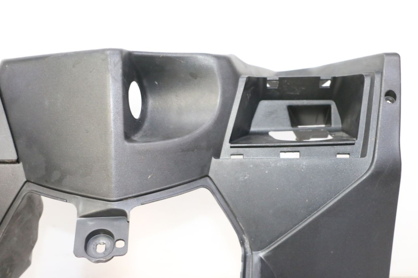 photo de PODSZYBIE WEWNĘTRZNE PEUGEOT SATELIS 125 (2013 - 2018) - Struktura - zbliżenie