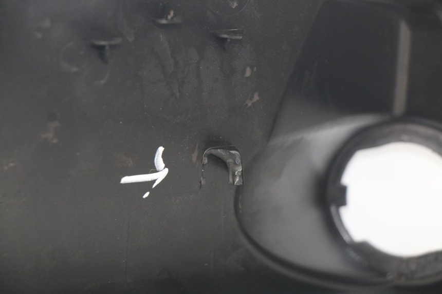 photo de PODSZYBIE WEWNĘTRZNE PEUGEOT STREETZONE 4T 50 (2018 - 2023) - Punkty mocowania